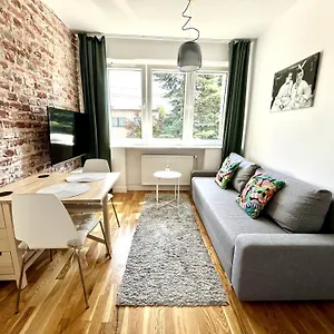 https://fantastays-pine.hotelswroclaw.com